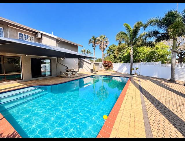 6 BEDROOM FREESTANDING FOR SALE IN MEER EN SEE